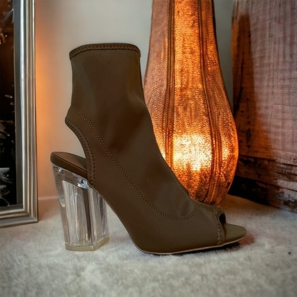 Charlotte Russe Women’s Size 8 Olive Green Peep Toe Clear Chunky Heel Bootie - Picture 1 of 8